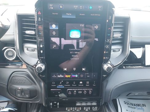 New 2026 RAM 2500 Limited AWD/4WD image 22