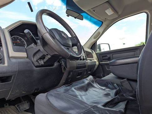 Used 2011 RAM 1500 ST w/ SXT Appearance Group AWD/4WD image 14