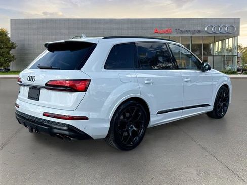 New 2026 Audi SQ7 Premium Plus AWD/4WD image 3