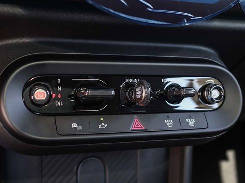 New 2026 MINI Cooper 2-Door Hardtop FWD image 21