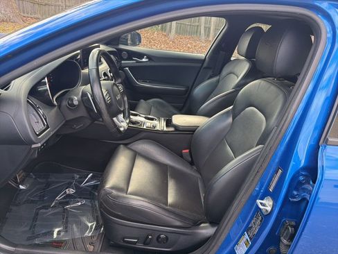 Used 2022 Kia Stinger GT-Line w/ Sun & Sound Package image 14