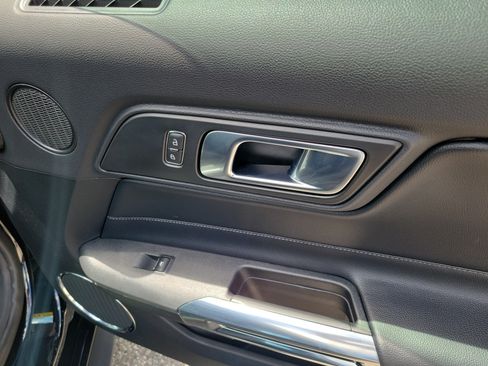 Used 2020 Ford Mustang Premium RWD image 10