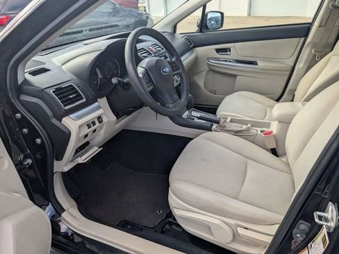 Used 2015 Subaru Crosstrek 2.0i Premium image 11