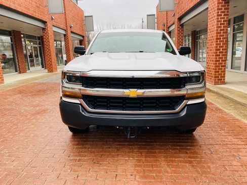 Used 2018 Chevrolet Silverado 1500 W/T RWD image 2