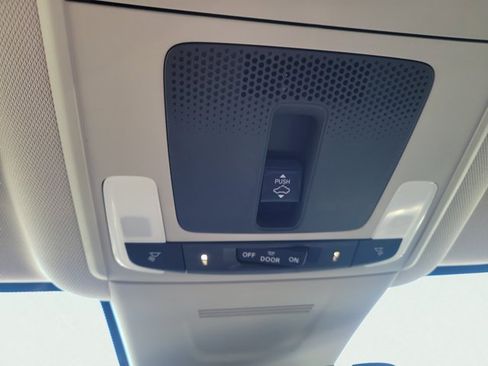 Certified 2023 Honda CR-V EX image 37