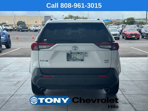 Used 2023 Toyota RAV4 XLE AWD/4WD image 4
