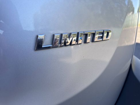 Used 2013 Toyota RAV4 Limited FWD image 27