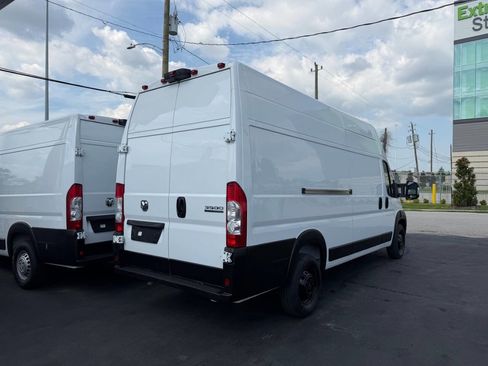 Used 2023 RAM ProMaster 3500 w/ Lane Management Group FWD image 5