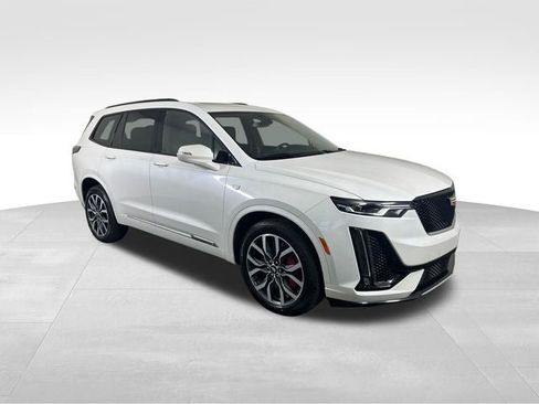 Certified 2024 Cadillac XT6 Sport AWD/4WD image 6