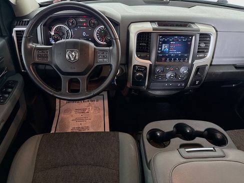 Used 2019 RAM 1500 Big Horn image 25