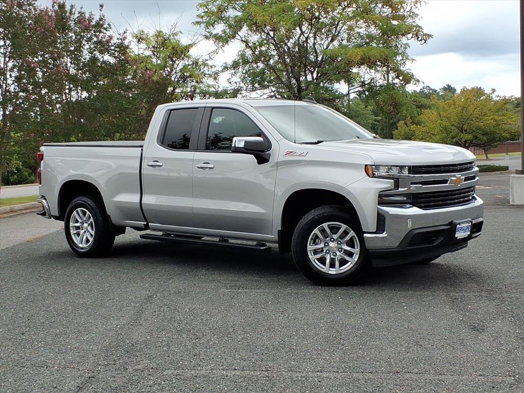 Used 2020 Chevrolet Silverado 1500 LT w/ All-Star Edition AWD/4WD image 2