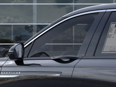 New 2026 Lincoln Nautilus Premier image 42