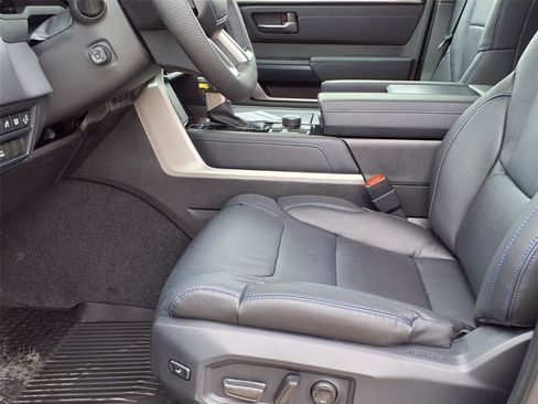 New 2026 Toyota Tundra Platinum AWD/4WD image 12