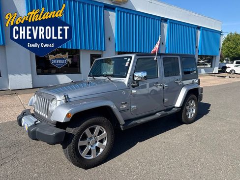 Used 2014 Jeep Wrangler Unlimited Sahara w/ Connectivity Group AWD/4WD image 1