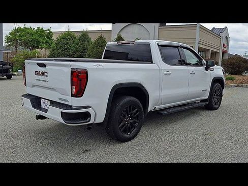 Used 2025 GMC Sierra 1500 Elevation AWD/4WD image 8