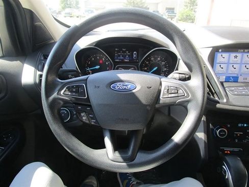 Used 2019 Ford Escape SE image 29