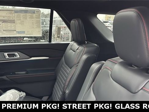 New 2026 Ford Explorer ST-Line w/ ST-Line Street Pack image 26