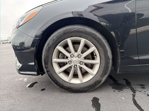 Used 2018 Hyundai Sonata SE w/ Cargo Package FWD image 10