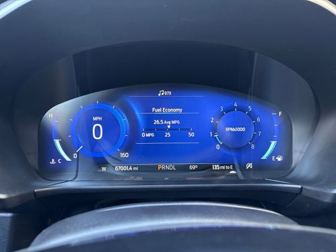 Used 2022 Ford Escape SEL w/ Technology Package image 18