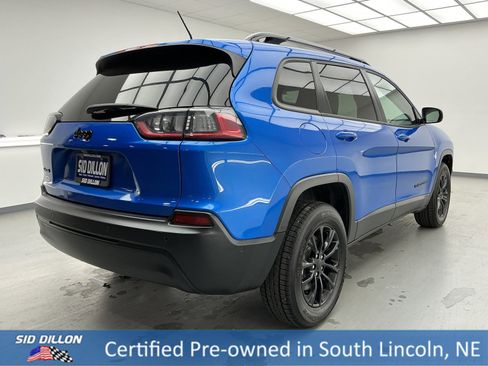 Used 2023 Jeep Cherokee Altitude Lux image 4