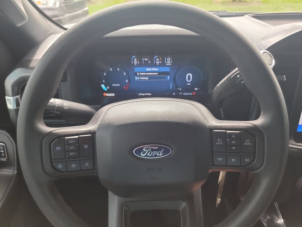 Used 2025 Ford F150 STX w/ Equipment Group 200A AWD/4WD image 27