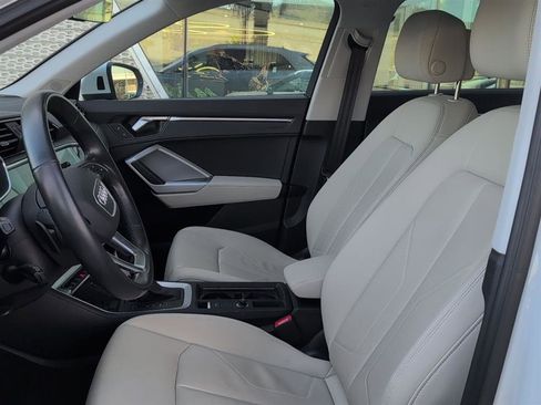 Used 2024 Audi Q3 2.0T Premium Plus w/ Premium Plus Package image 12