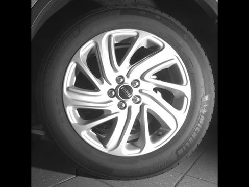 Used 2020 Lincoln Corsair FWD w/ Convenience Package image 11