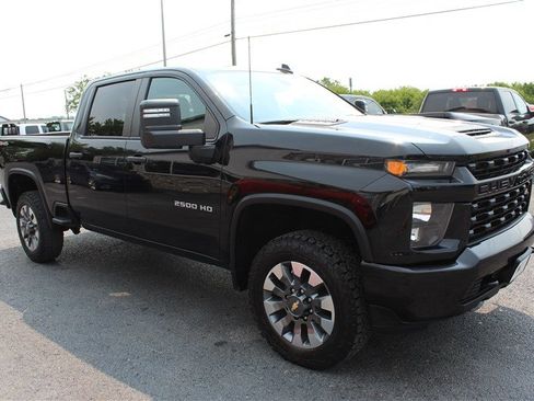 Used 2023 Chevrolet Silverado 2500 Custom w/ Custom Value Package AWD/4WD image 9