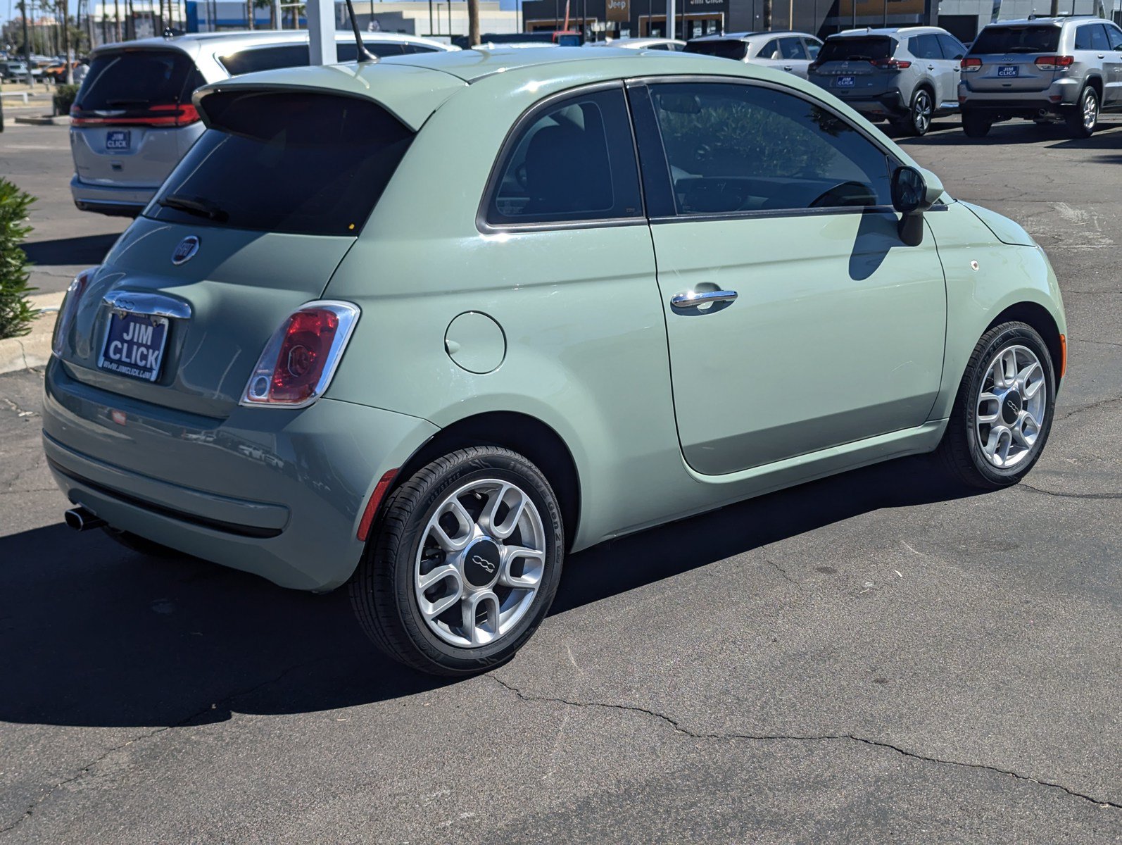 Used 2015 FIAT 500 Pop FWD image 2