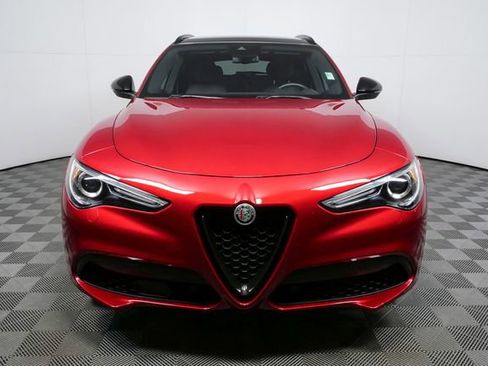 Used 2023 Alfa Romeo Stelvio Veloce image 35
