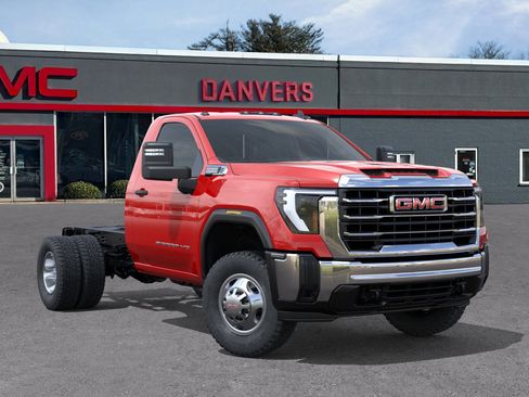 New 2026 GMC Sierra 3500 Pro w/ Convenience Package image 8