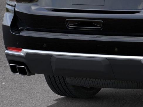 New 2026 Chevrolet Suburban High Country image 14