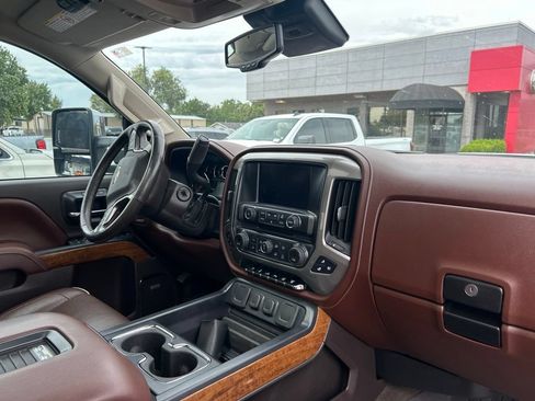 Used 2016 Chevrolet Silverado 3500 High Country w/ Duramax Plus Package AWD/4WD image 19