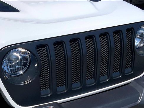 Used 2023 Jeep Wrangler Unlimited Rubicon AWD/4WD image 29