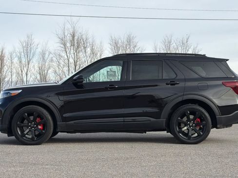 Used 2023 Ford Explorer ST w/ Equipment Group 401A image 5