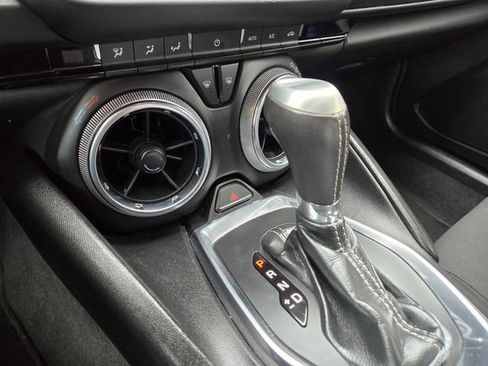 Used 2019 Chevrolet Camaro LT image 17