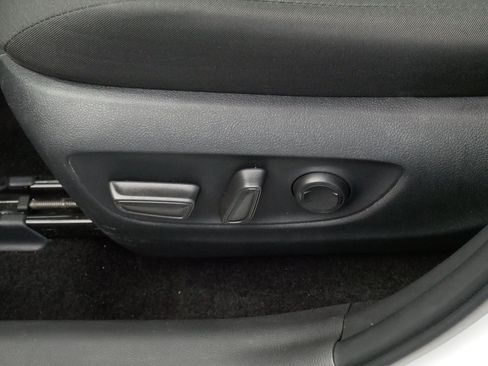 Certified 2025 Toyota RAV4 XLE AWD/4WD image 20
