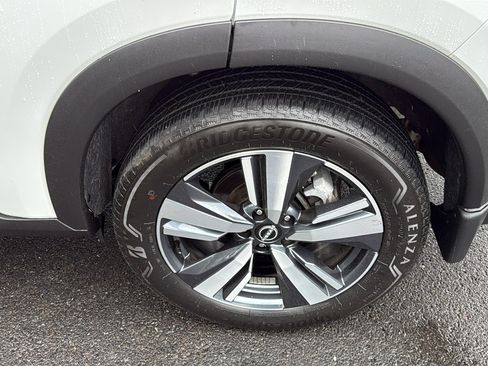 Certified 2024 Nissan Rogue SL AWD/4WD image 21