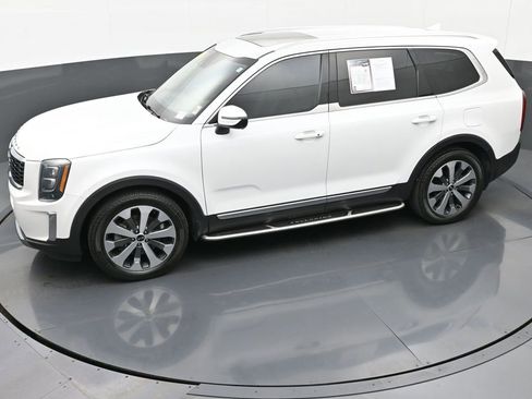 Used 2021 Kia Telluride EX w/ EX Premium Package AWD/4WD image 39