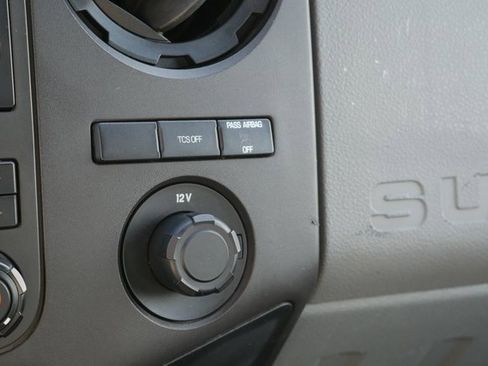 Used 2013 Ford F450 XL w/ Heavy Service Suspension Pkg image 19