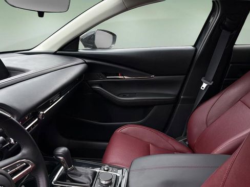 Certified 2023 MAZDA CX-30 AWD 2.5 S w/ Preferred Package image 13