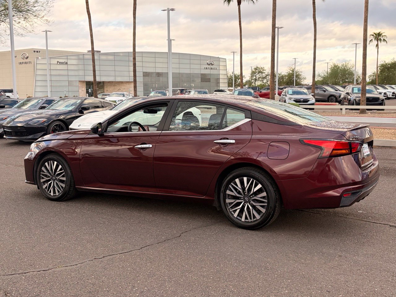 Certified 2025 Nissan Altima 2.5 SV FWD image 4