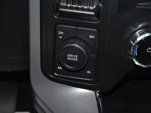 Used 2024 Ford F150 Lariat AWD/4WD image 14