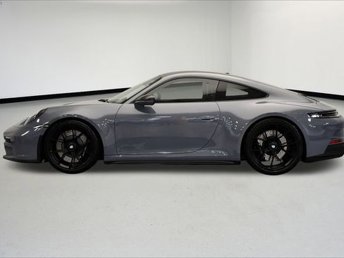 Used 2024 Porsche 911 GT3 image 2