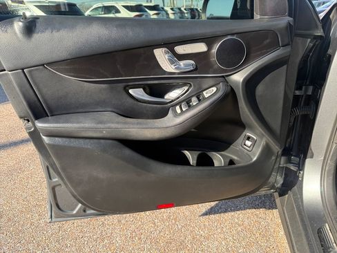 Used 2018 Mercedes-Benz GLC 300 image 15