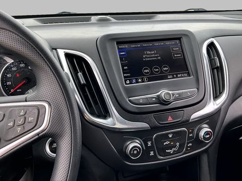 Used 2021 Chevrolet Equinox LT FWD image 6