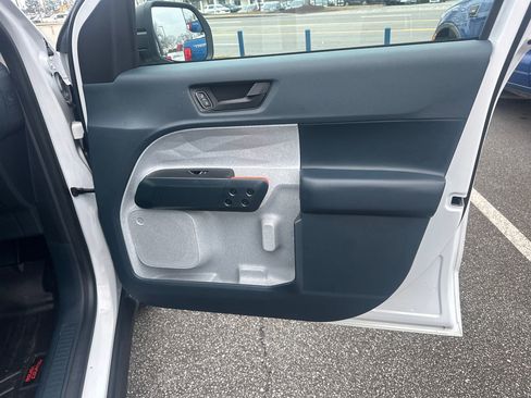 Certified 2024 Ford Maverick XLT image 16