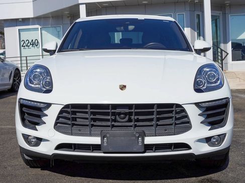 Used 2018 Porsche Macan AWD/4WD image 5