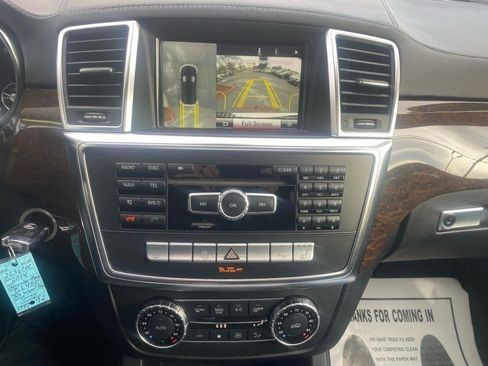 Used 2014 Mercedes-Benz GL 450 4MATIC image 16