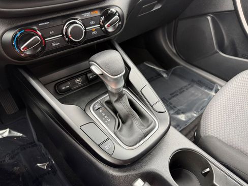 Used 2025 Kia Soul LX w/ LX Technology Package image 39